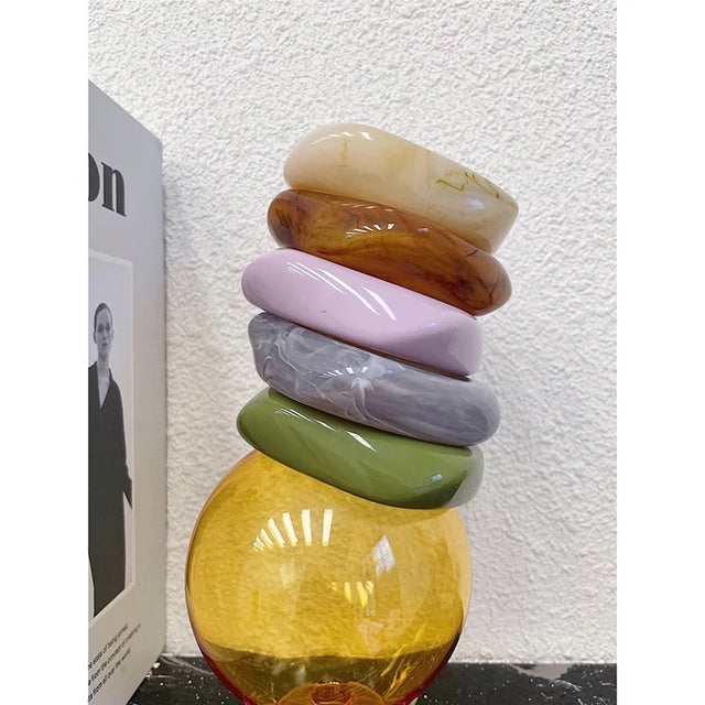 SQUARED ACRYLIC BRACELET