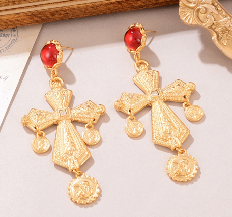 Vatican Gold earring