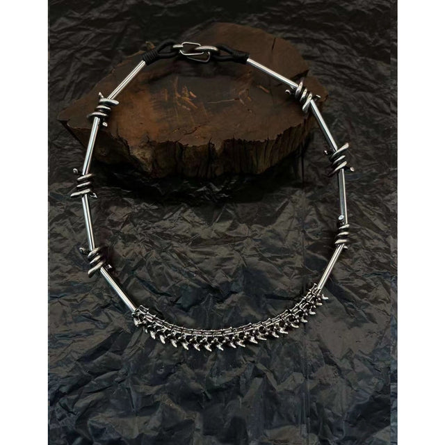 Spine Thorn Neckpiece