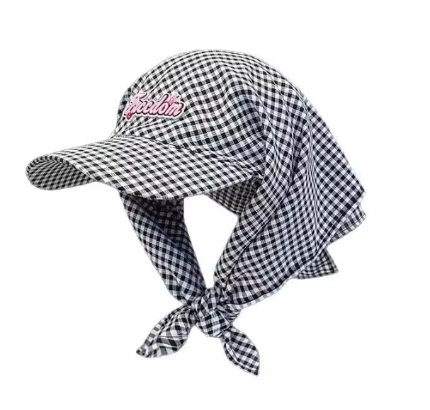 Check Scarf Cap