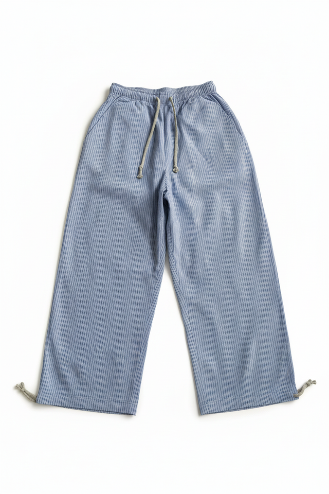 Front view showing light grey waist drawstring