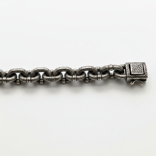 Rode Vintage Bracelet by CRUX