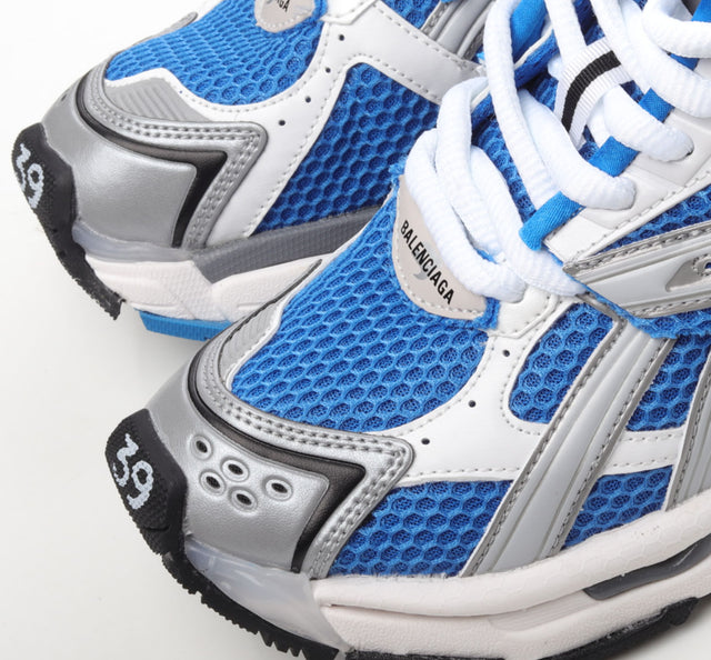 BALENCIAGA BLUE RUNNER SNEAKER