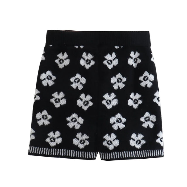 KNIT FLORAL SHORT
