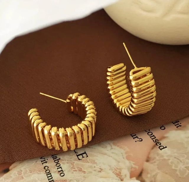 STRIPE TWIST EARRINGS