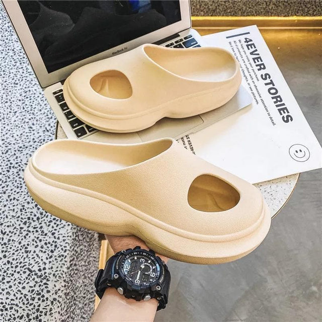 HOLLOW SUMMER SLIDES