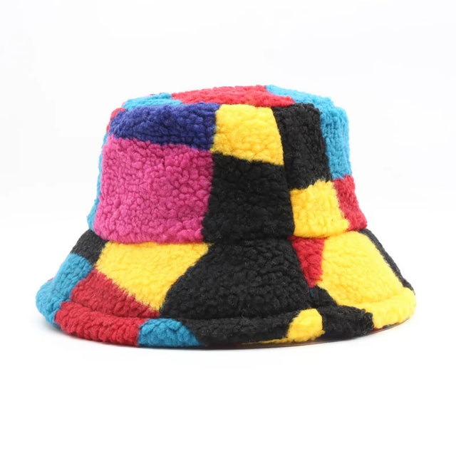 COLOUR PANEL FLUFFY BUCKET HAT