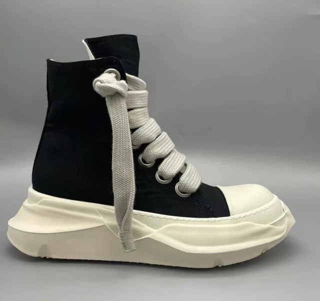 RRIC OWEES SNEAKERS (2 colors)
