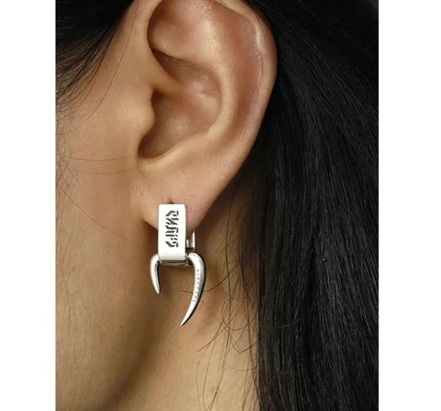 GANTZ EARRING