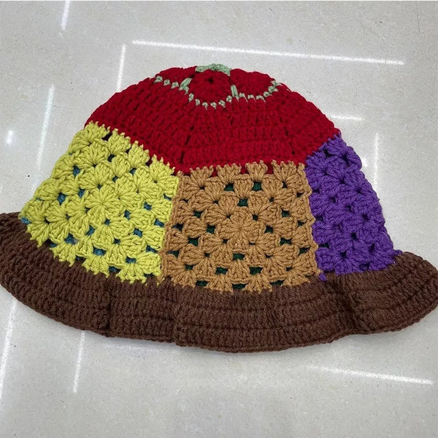 PATCHED BRIM CROCHET HAT