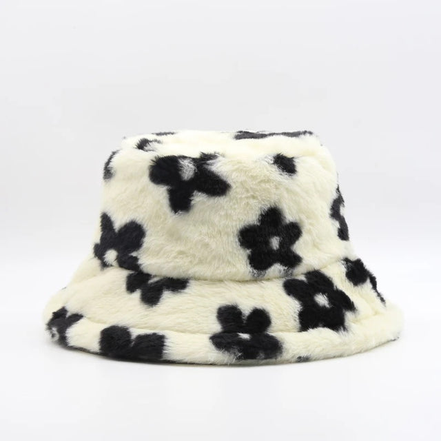 DAISY FLUFFY BUCKET HAT
