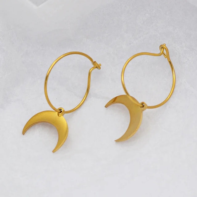 RETRO GOLD PLATED EARRINGS