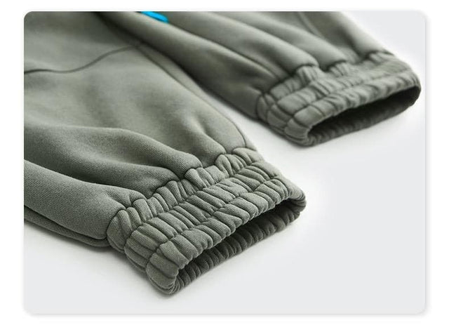 SLEEK SWEATPANT