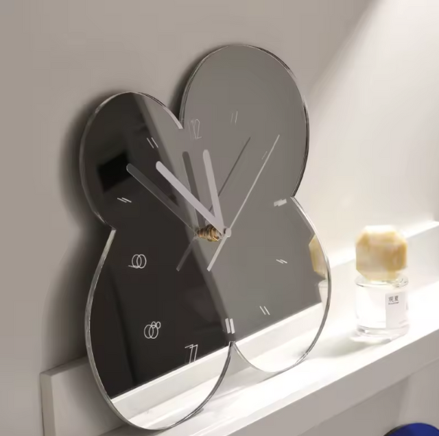 Mirror Clock