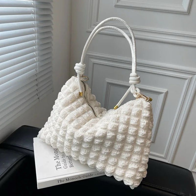 Daisy Mull Hand Bag